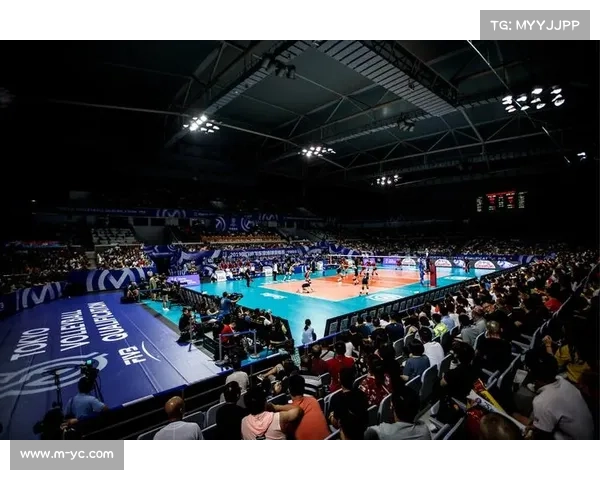 世界男排联赛总决赛吸引全球球迷关注 学生和外地观众热情参与